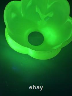 Antique Art Nouveau Custard Uranium Art Glass Lotus Shape Lamp Shade
