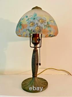 Antique Handel Reverse Painted Floral pattern Glass Boudoir Lamp Arts & Crafts