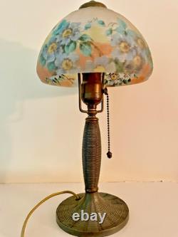 Antique Handel Reverse Painted Floral pattern Glass Boudoir Lamp Arts & Crafts