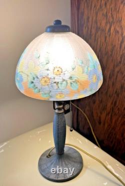 Antique Handel Reverse Painted Floral pattern Glass Boudoir Lamp Arts & Crafts