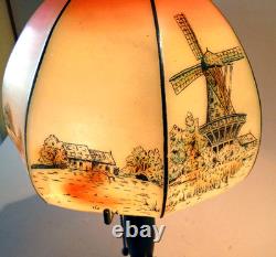 Antique Pairpoint Arts & Crafts Boudoir Accent Lamp Obverse Painted Shade, 1910