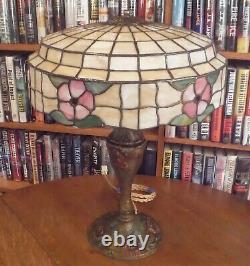 Antique Royal Co Lamp & Lamb Bros & Green Leaded Glass Lamp Shade Chicago Bros