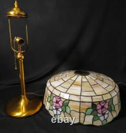 Circa 1900 Roses Stained Leaded Glass Early Elec Copper Base Table Lamp Antique