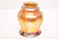 GOLD IRIDESCENT Art Glass Unsigned Steuben LAMP SHADE Aurene Arts Crafts Mission