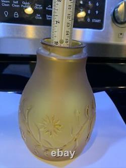 GORGEOUS 6 1/4 Tall Vintage Frosted Golden Amber Color Light Lamp Shade