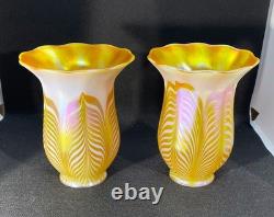 Gorgeous Pair Of 6 Signd Quezal Pulled Feather Design Lamp Shades 2.25 Fitter