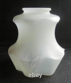 LOT OF 4 ANTIQUE TRANSLUCENT NICELY SHAPED HEXAGON LAMP SHADES With3 FLORAL DECOR
