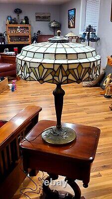 Lamb Brothers & Greene Prairie Lamp Mint Shade withOriginal Base Stunning