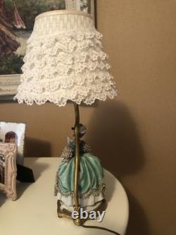 Marie Antoinette Style Vintage woman lamp