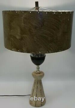 Original Vintage Mid Century Modern Atomic Hour Glass Table Lamp with Shade
