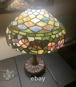 Pair Tiffany Style Table Stained Glass Vintage Lamps 23.5