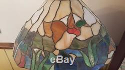 Pair Vintage Meyda Tiffany Slag Glass Lamp Shades Ducks Reverse Leaded Large 20
