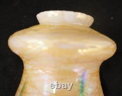 Quezal Style Gold Thread Aurene Lamp Shades, Hanging Hearts, Set of 3