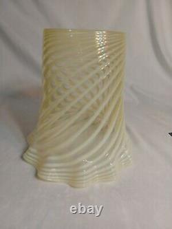 Rare Vintage Large Vaseline Kerosene Oil Lamp Shade