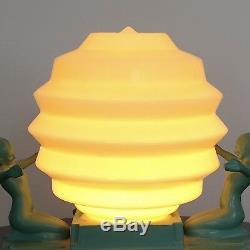 SALE Great vintage Glass Nuart Frankart Ronson Deco Lamp Beehive Shade Globe