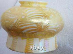 Signed Quezal vintage art glass Deco light shade 4-5/8 dia. X 3-3/8 h Antique