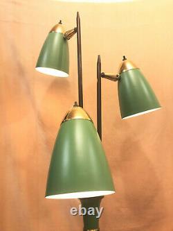 Unusual Vtg MCM Mid Century Modern 3 Light Adjustable Retro Green Floor Lamp