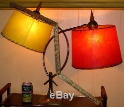 Vintage MID Century Era Majestic Brass & Fiberglass Shades Table Table Lamps