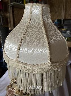 VINTAGE OFF WHITE CERAMIC CHERUB VICTORIAN LAMP SHADE WithFRINGE FLORAL SCALLOPED