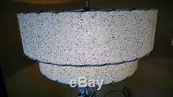 VINTAGE ORIGINAL PAIR RETRO MODERN TABLE LAMPS WithTIERED FIBERGLASS SHADES 1950'S