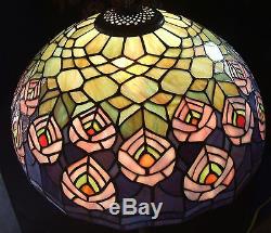 VINTAGE TIFFANY STYLE STAINED GLASS PEACOCK LAMP SHADE #2