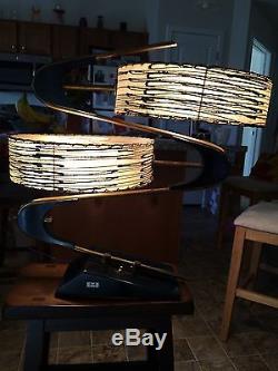 VTG 50s MAJESTIC Z BOOMERANG LAMP FIBERGLASS SHADES MID CENTURY MODERN RETRO