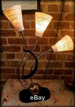 VTG MID CENTURY TABLE LAMP, 3 LIGHTS WithORIGINAL FIBERGLASS SHADES. L@@k