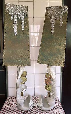 VTG Pair 1950s 50s MCM Puccini Ice Skaters Fiberglass Shades Chalkware Lamps