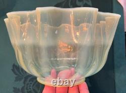 Victorian VASELINE Swirl URANIUM GLASS Crimped Kerosene Oil Gas Lamp Shade 4 Fi