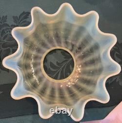 Victorian VASELINE Swirl URANIUM GLASS Crimped Kerosene Oil Gas Lamp Shade 4 Fi