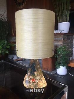 Vintage 1960s Top Quality Kitsch Lucite Aquarium Lamp with Spun Fibreglass Shade