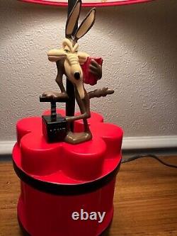 Vintage 1997 Wiley Coyote TNT Lamp, RARE FIND EXCELLENT CONDITION