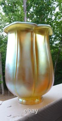 Vintage 2 1/4 Fitter Gold Aurene Iridescent TULIP Art Glass Rib Optic Shade