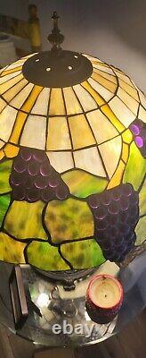 Vintage 20 Tiffany Style Lamp Shade Stained Glass Design