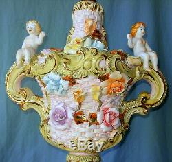 Vintage Capodimonte Porcelain Cherubs and Flowers Lamp & Beautiful Button Shade