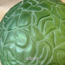 Vintage Collectible Uranium Vaseline Green Glass Light Shade INV-JDJ30