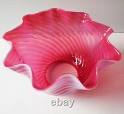 Vintage Cranberry Opalescent Swirl Glass Lamp Shade Ruffled Edge 4Fitter