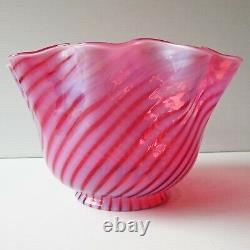 Vintage Cranberry Opalescent Swirl Glass Lamp Shade Ruffled Edge 4Fitter