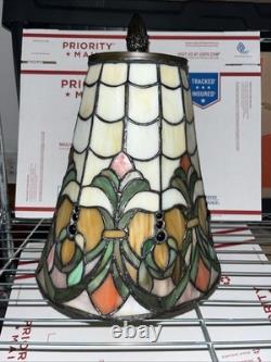 Vintage Dale Tiffany Signed Stained Leaded Slag Glass Jeweled Table Lamp Shade