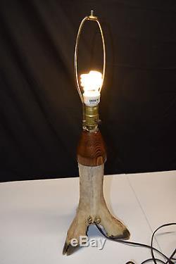 Vintage Deer Foot Leg Lamp & Shade Hunting Cabin Lodge Man Cave Hoof Feet WORKS