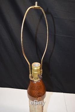 Vintage Deer Foot Leg Lamp & Shade Hunting Cabin Lodge Man Cave Hoof Feet WORKS