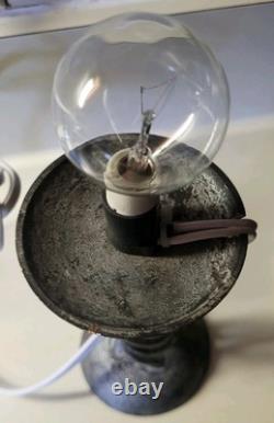 Vintage Glass Art Deco Twisted Design Round Globe Lamp Shade With Lamp! READ