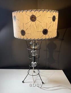 Vintage MCM 50s Retro Starburst Atomic Space Table Lamp Metal, Fiberglass Shade