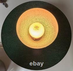 Vintage MCM Green Fiberglass Tripod Atomic Lamp Mid Century Modern UFO Saucer