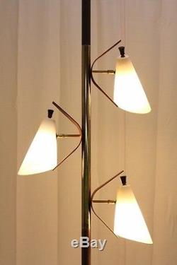 Vintage Mid-Century Art Deco Tension Pole Lamp & Cone Shades