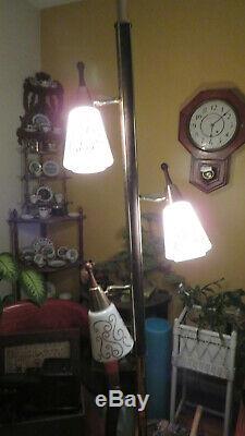 Vintage Mid Century Modern Atomic 3 Light Tension Pole Lamp Glass Shades Works