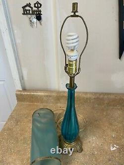 Vintage Mid Century Modern Blue Turquoise Glass Lamp w Iridescent Shade WORKS