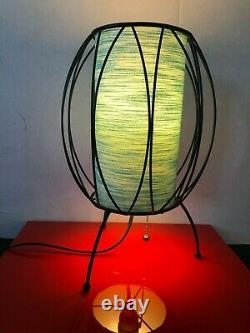 Vintage Mid Century Modern Flat Black Metal Wire 50's Working Table Lamp & Shade