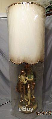 Vintage Mid-Century Modern Hand painted Figurine Gilt Table Lamp & Shade Marbro