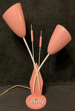 Vintage Mid Century Table Lamp Cattail Lily Double Cone Shades Pink & White 3way